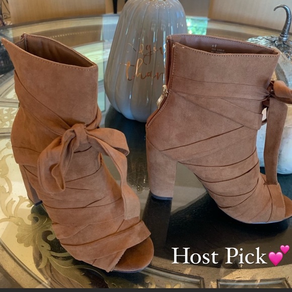 2 Lips Too Shoes - NWT Vegan Suede Tobacco Booties